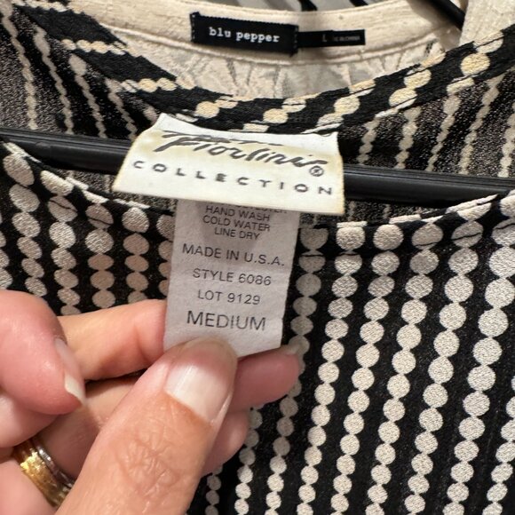 Geometric Blouse - Picture 4 of 6